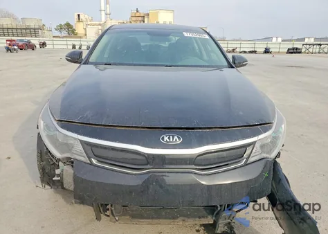 2017 Kia Optima Hybrid z USA, uszkodzony, nr VIN KNAGT4LC6H5006836